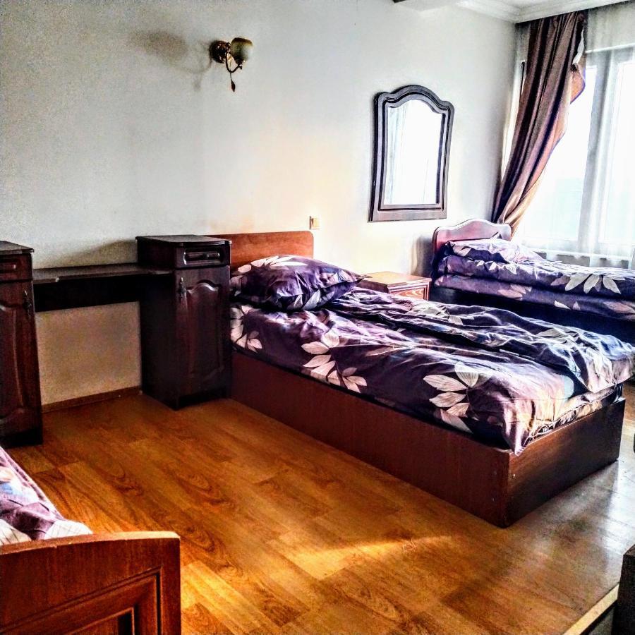 Masala Hostel Μπατούμι Εξωτερικό φωτογραφία